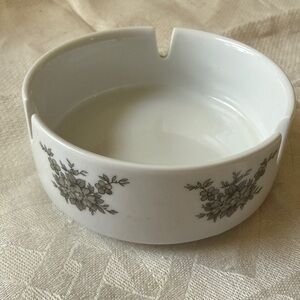 Bavaria Porcelain Seltmann Weiden Baroque Rheingau ashtray